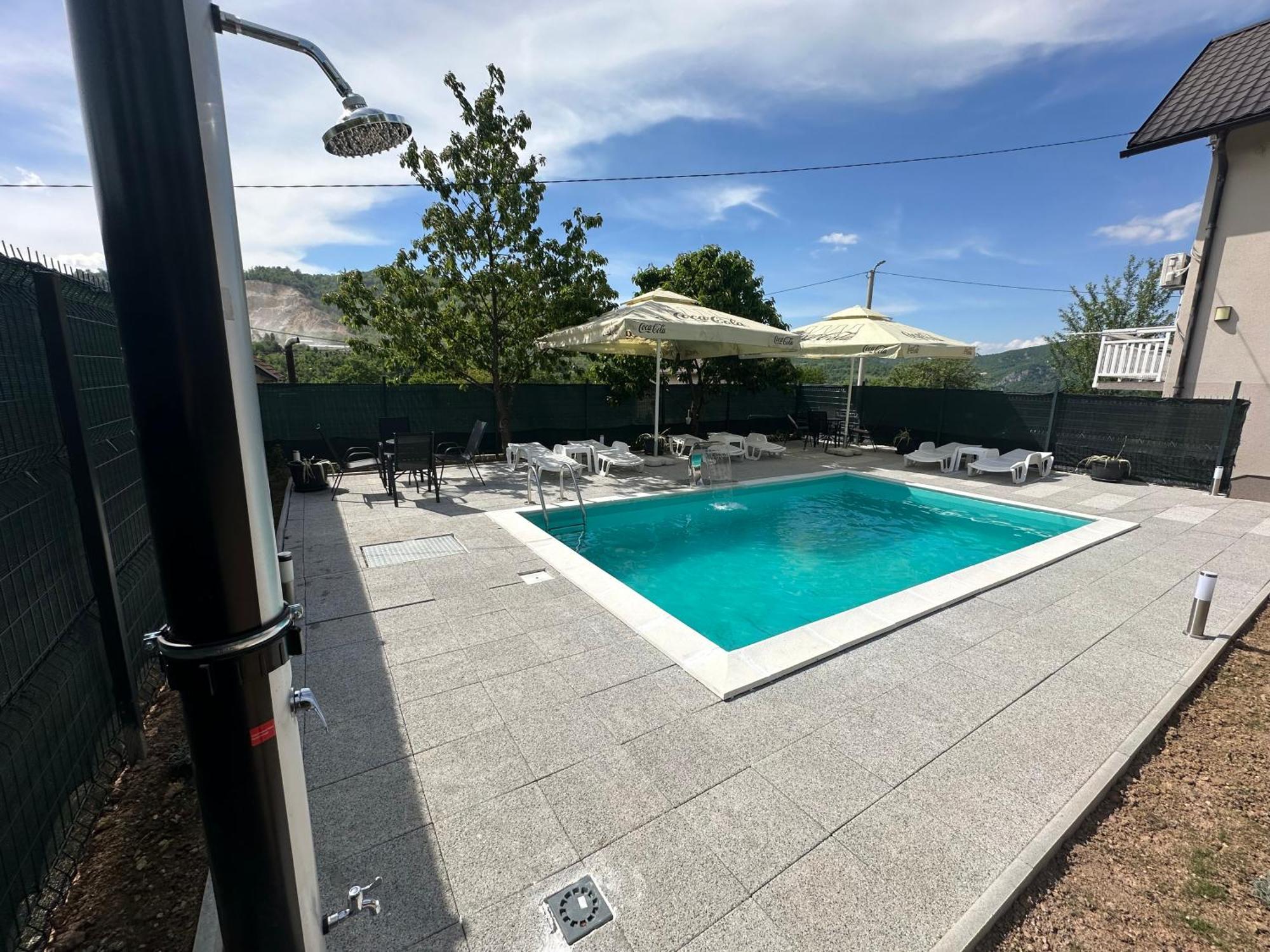 House Azra Holiday home